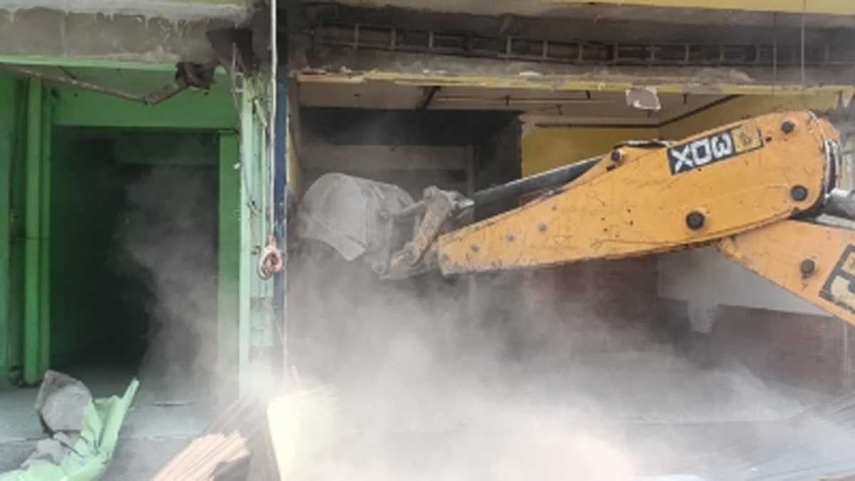 अतिक्रमण अभियान : जोधपुर में पाक हिंदू प्रवासियों के घरों को तोड़ा गया